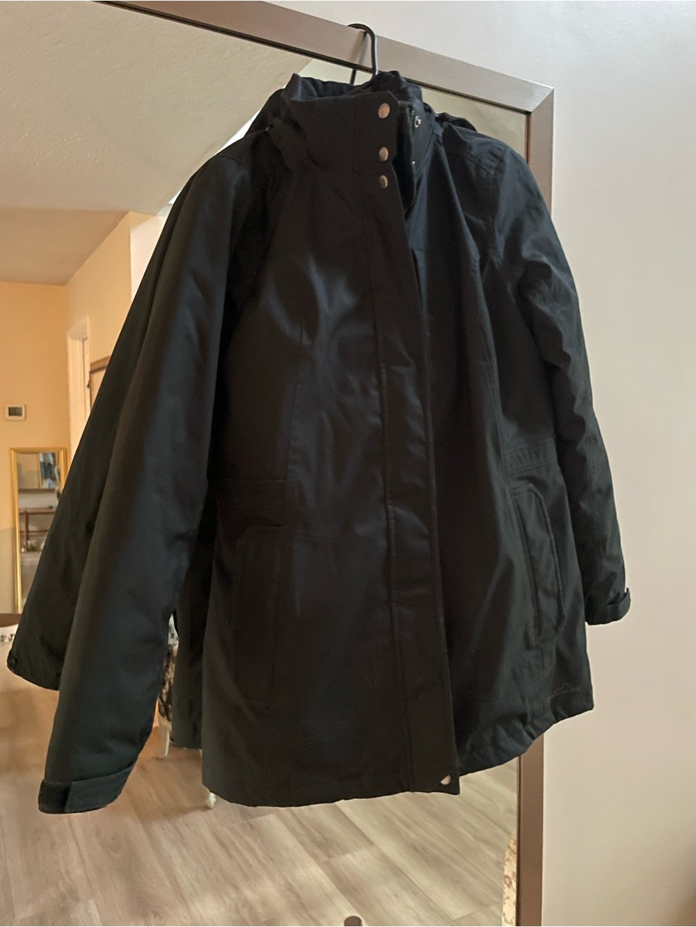 Eddie Bauer Black Women's Ski & Snow Jacket
